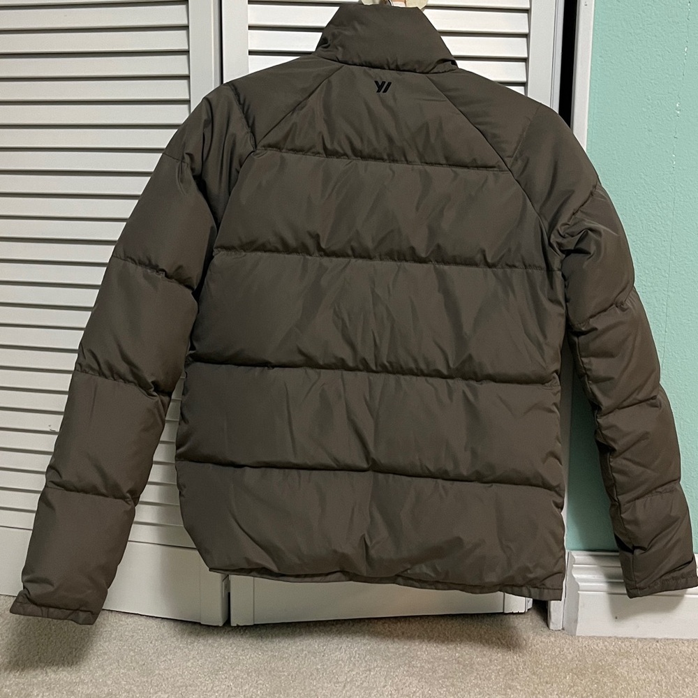 James Perse Yosemite Down Puffer Jacket size 1
EUC beautiful taupe color - Picture 5 of 10